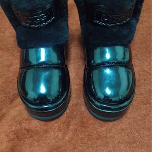 Ugg Chillapeak Black Boots